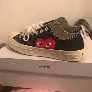 CDG converse size 10